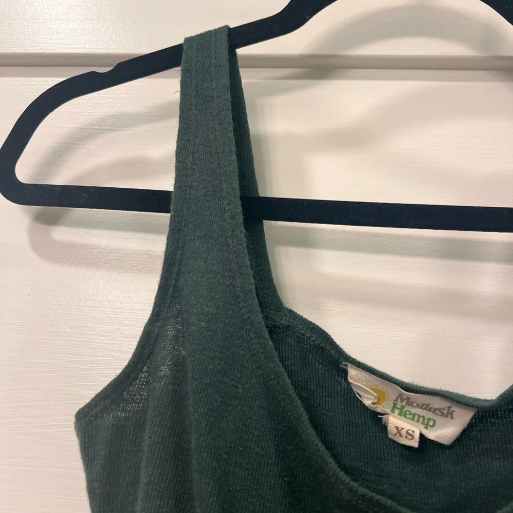 Mollusk Green Hemp Rib Tank - Picture 3 of 4